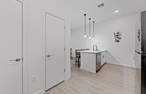 Loughman Villa | New to Market! 5 Bed Modern Family Masterpiece!