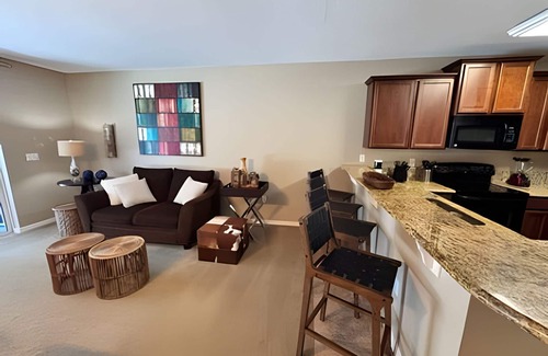 Calabria House | New to Market Spacious Private Pool Retreat