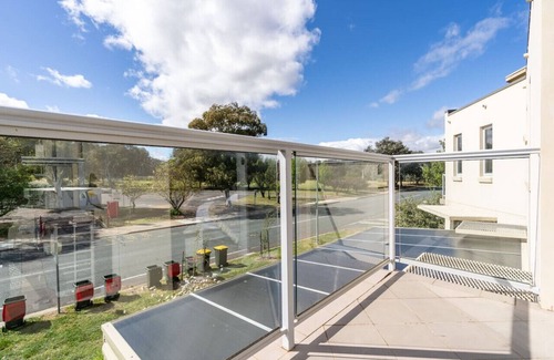 Braddon Apartment | New to VRBO: 3BR Modern Apt | Prime Location 7 Mins to CBD!