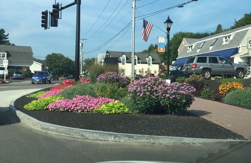 Kennebunk Condo | New to VRBO! Elegant, modern condo in the heart of historic Kennebunk, Maine