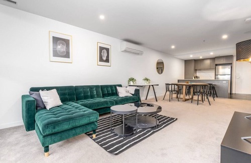 Braddon Apartment | New to VRBO: Ideal 2BR Apt in the Heart of Braddon