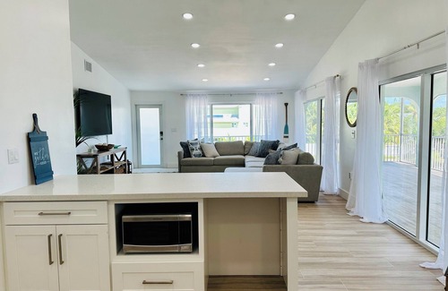 Twin Lakes House | New to VRBO! Relax & Recharge at Key Largo’s Premier Waterfront Property!