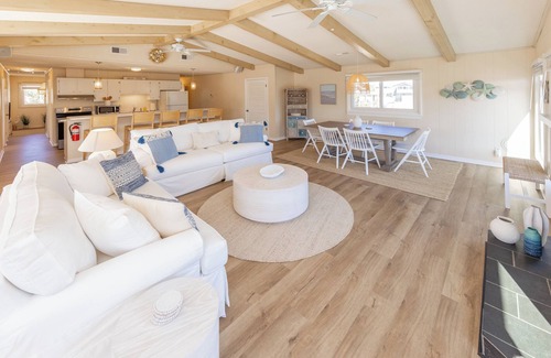 Sandbridge House | *NEW* Trident North- Dog Friendly, Pool, Beach Access, LVP Flooring!
