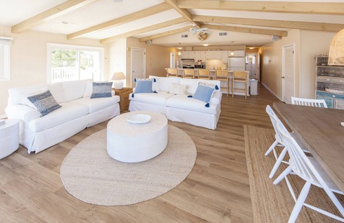 Sandbridge House | *NEW* Trident North- Dog Friendly, Pool, Beach Access, LVP Flooring!