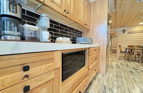 Lyndon Station House | NEW! Trout Lake Retreat