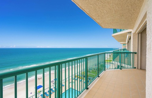 Daytona Beach Shores Condo | New!Twin Towers-Direct Oceanfront #502