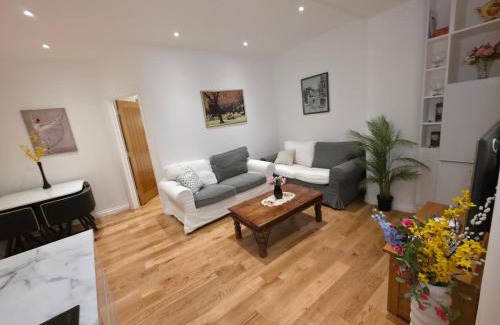 West Kensington Apartment | New Two Bedroom Basement Flat - With Terrace
