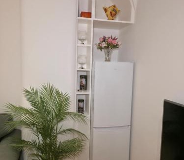 West Kensington Apartment | New Two Bedroom Basement Flat - With Terrace