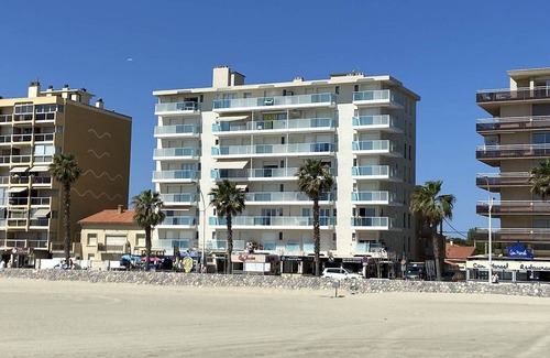 La Jetee Apartment | New Two-Room Apartment Sea Front Canet-Plage