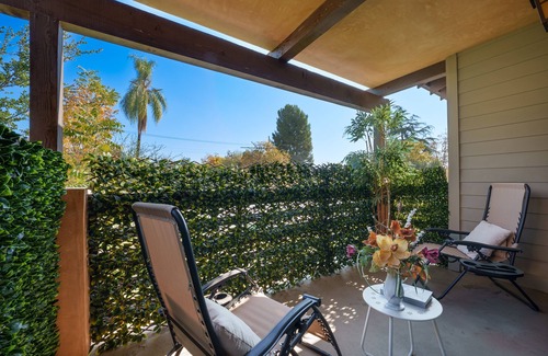 Pasadena Apartment | New Unit w/2BR 2BA w/tub jaccuzi - 1308 sq. ft