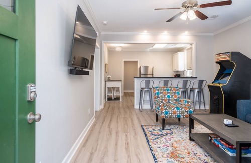 Hot Springs Cottage | NEW! UPTOWN Cottages - 2bed/1bath - new furnishings!