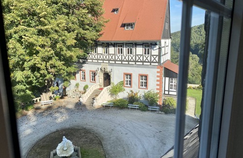 Lengefeld Apartment | New vacation apartment right next to Rauenstein Castle