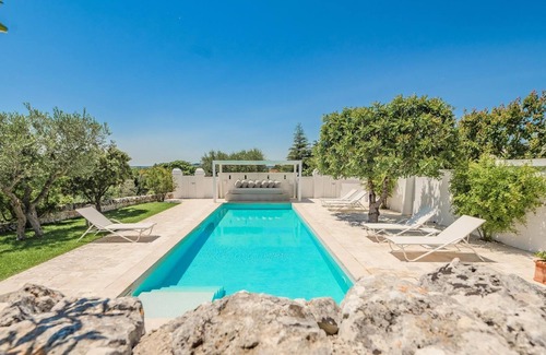 Laureto Villa | New Villa Fascino dei Trulli with Private Pool