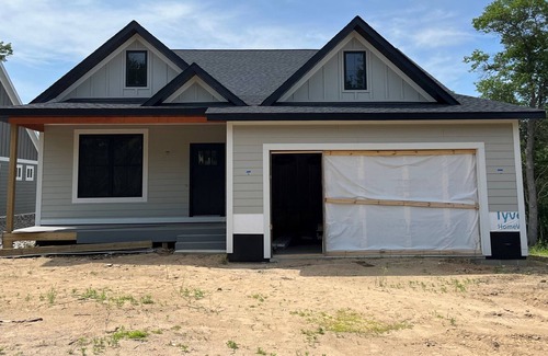 Pequot Lakes Villa | New Villa on Preserve Golf Course