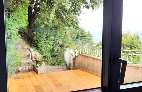 Grasse Villa | NEW. Villa on wooded plot with sea view on the heights of Grasse