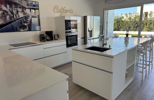 Calvi Villa | New villa with pool 3 bedrooms 140 m2 15 minutes walk from the beach