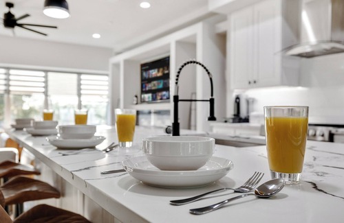 Lower Greenville House | New! Walk to Lower Greenville+FreePRKG+PRVTTerrace