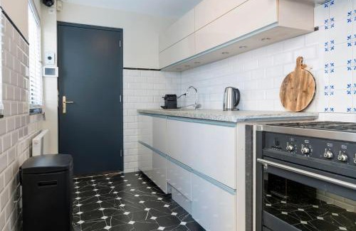 Tilburg Apartment | New Warm, Bed En Koffie Suite Tilburg