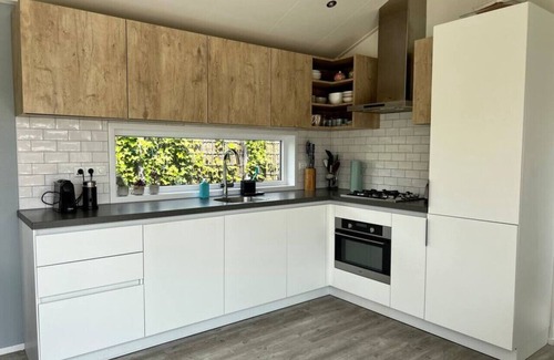 Municipality of De Ronde Venen Apartment | NEW - Waterfont Villa08 - on a lake near Amsterdam