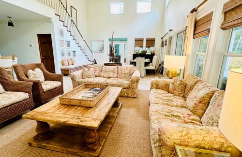 Sturgeon Bay House | New Waterfront 5 BR 4BT Barndominium. Still Availability For Fall ‘25,Summer ‘26