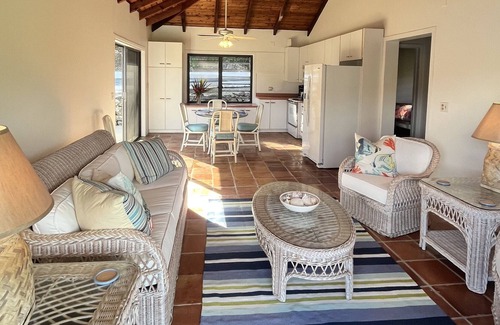 St. Thomas Cottage | NEW!!!! Waterfront Beach House with Secluded Private Beach