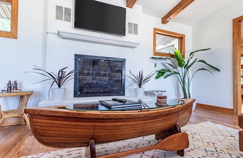 Kitty Hawk House | 🌟New Waterfront Listing🌟New Dock, Furnishings, Renovated, Fenced Yard, Dogs ✔️