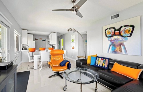 Pompano Beach Condo | NEW! Waterfront Retreat with Views & Pool Access