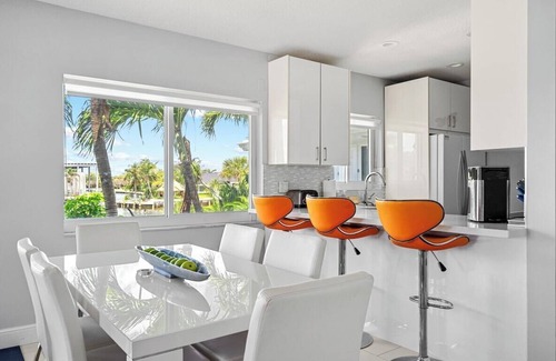 Pompano Beach Condo | NEW! Waterfront Retreat with Views & Pool Access