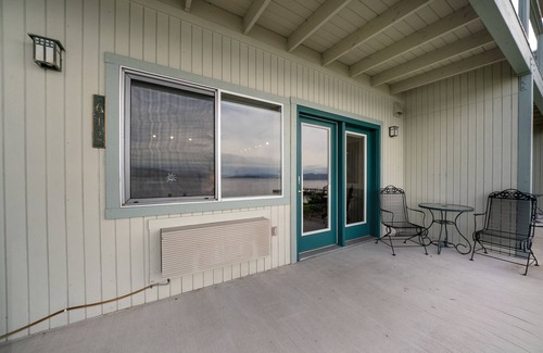 Polson Condo | New! Waterfront Studio near Glacier!