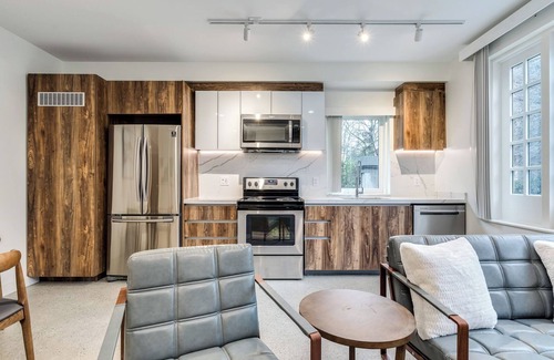 Downtown Vancouver Apartment | New West End 1 Bedroom Apartment – Pet Friendly! - 1170 Barclay