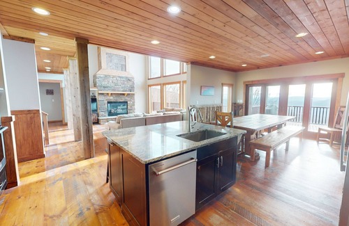 Snowshoe House | NEW! West Ridge #62 - Seven Bedroom Home
