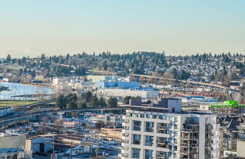 Downtown New Westminster Condo | New Westminster Sky Suite