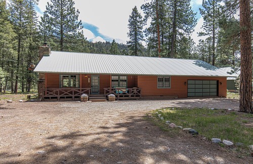 Bayfield Cabin | New! Wilderness Retreat – On Vallecito Creek, Close to Vallecito Creek Trail