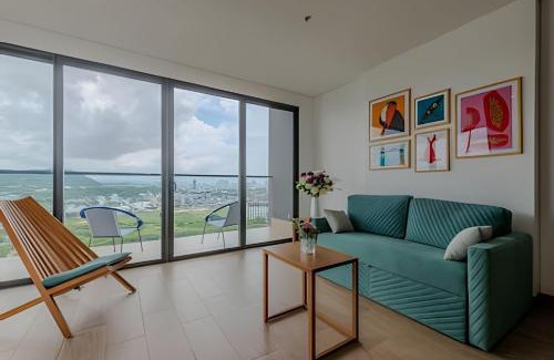 El Cabrero Apartment | NEW with impressive lagoon view 21st floor