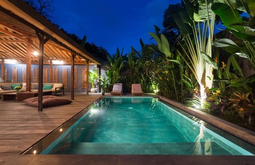 Berawa Villa | New wooden villa joglo in Canggu