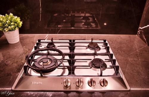 Melbourne Central Business District Apartment | New Year eve’s Fireworks & BayView Apt in CBD