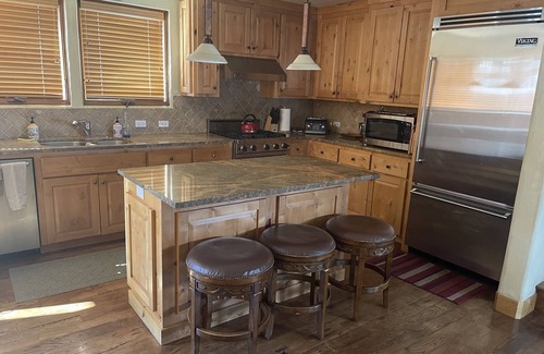 Telluride Condo | New Years in Telluride book now