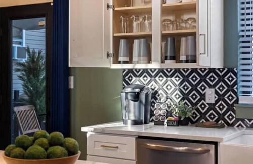 East Allegheny Apartment | NEW Yinz City Stay Walk to Acrisure&PNC Rooftop