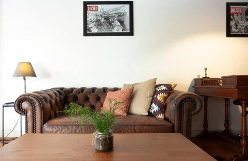 Darlinghurst Apartment | New York Warehouse by Sydney Dreams