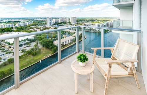 South Lake Apartment | NEW2019 Spacious CornerSuite OceanView