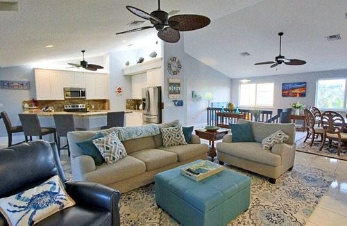 Venetian Shores Villa | NewBeautifulCanal Home Snake Creek with Bay&Ocean Access Tiki&Pool 100ft Dockage