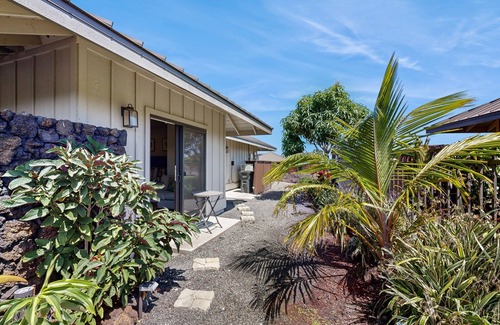 Kamuela Villa | Newer-built studio with WiFi, TV, & walk-in shower - Triathlon Retreat