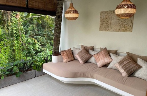 Andong Villa | Newer Luxe Villa B, Private Pool, Jungle Views