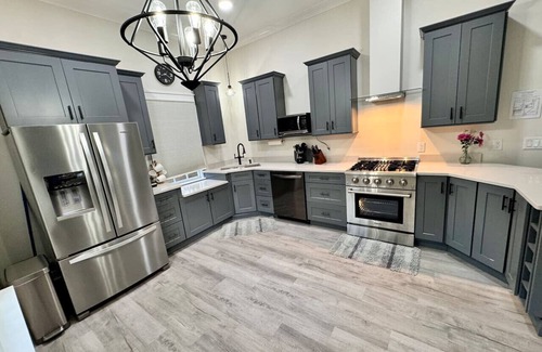 The Bluff House | Newest Cottage Downtown. Pets are allowed
