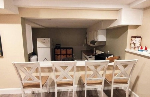 Bristol Condo | Newfound Lake Charming 2-bedroom condo AC & WiFi Bristol NH