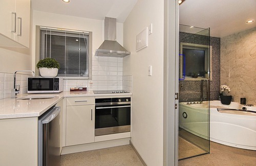 Newlands Hotel | Newlands Court Motel