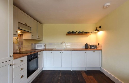 Waterlooville House | Newlands Farm Grade II Listed Georgian Farmhouse