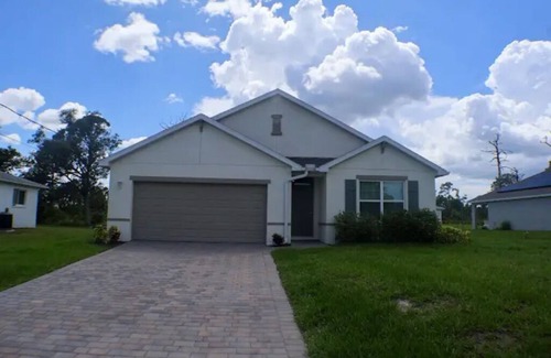 Gulf Cove House | Newley Built/Heated Pool/Pet Friendly/Close to Beach