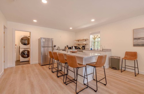 Southwest Harbor Apartment | Newly Built 2 BR APT in SWH! [Backside Bungalow]