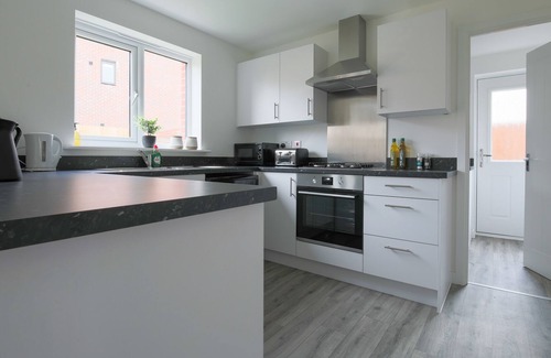 Old St Mellons House | Newly Built 4Bed House 15 mins to Newport/Cardiff